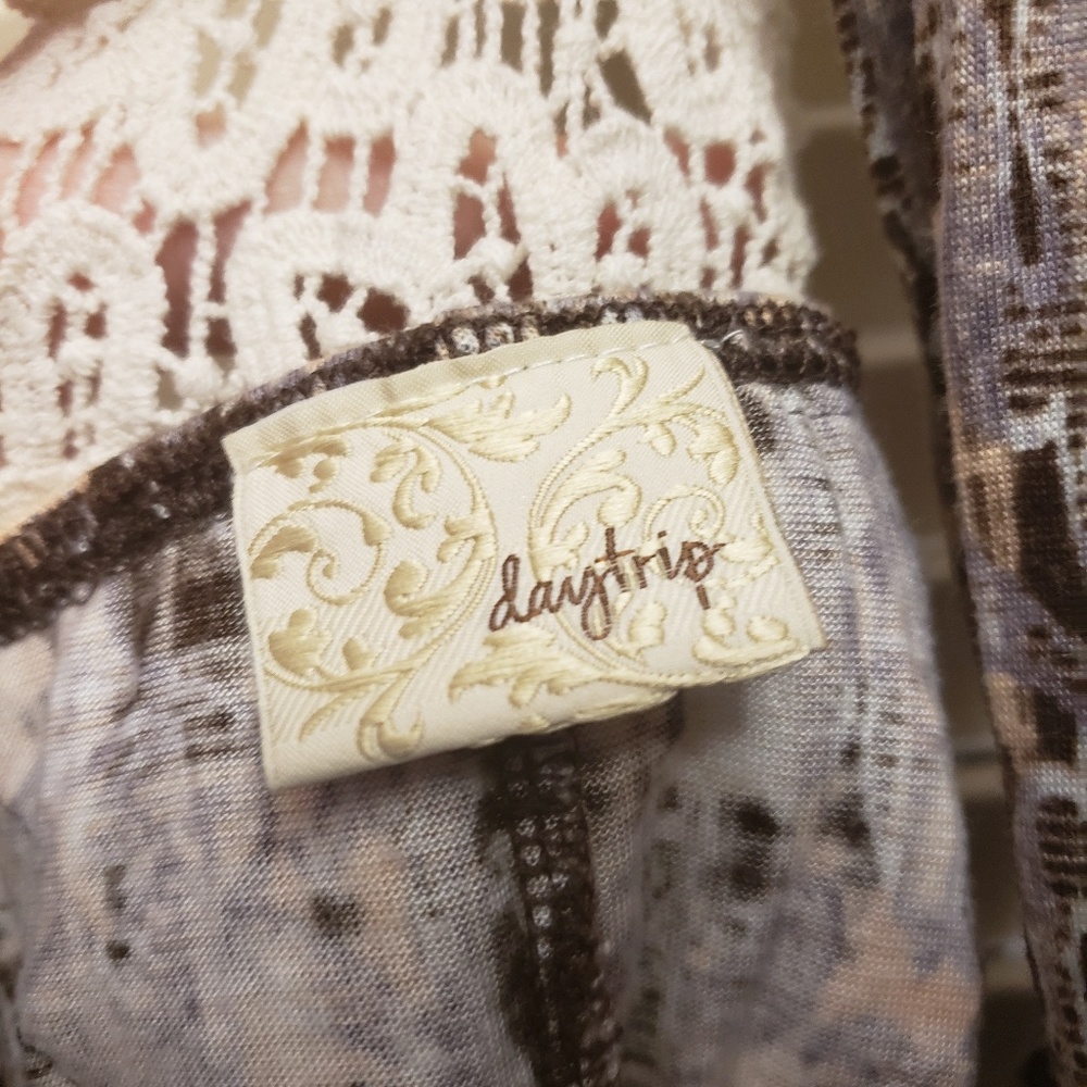 Daytrip Racerback - Picture 3 of 3